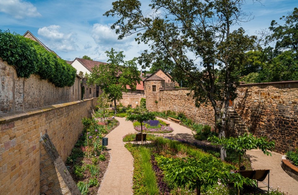 DeidesheimerHof_210612-Zimmer-Terasse-Portraet_GVOMEDIA-055